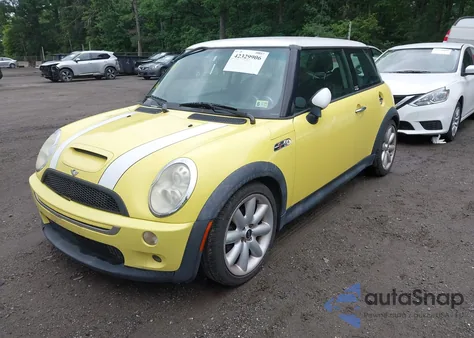 2005 Mini Cooper S z USA, uszkodzony, nr VIN WMWRE33505TL10590